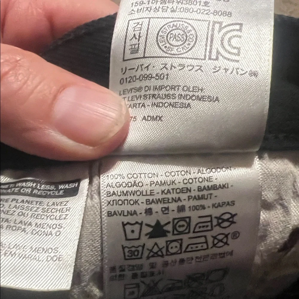 Levi’s mens 501 button fly jeans
